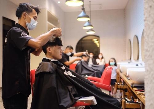J BARBERSHOP 2019: Senyuman Terbaik di Jantung Cilacap